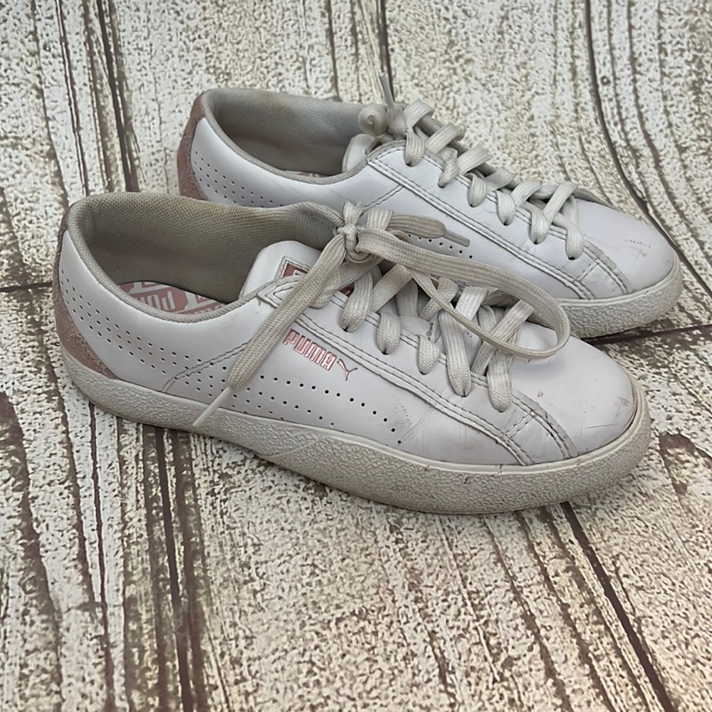 girls puma white and pink leather microsuede sneakers size 4